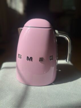 NEW SMEG 50’s Retro Style 1.7L Electric Kettle Pink KLF03PKUS Glossy BNIB